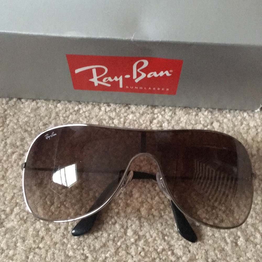 Ray ban Sunglasses
